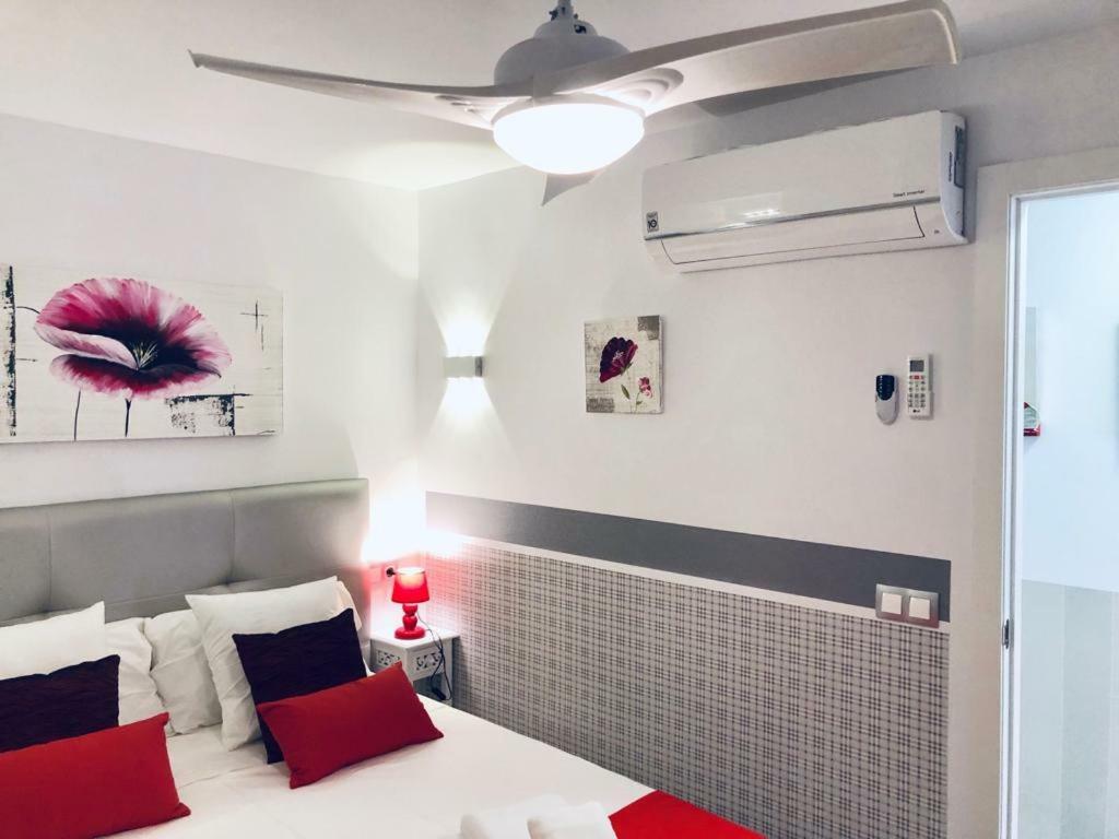 My Sweet Red Apartment Benidorm Ngoại thất bức ảnh